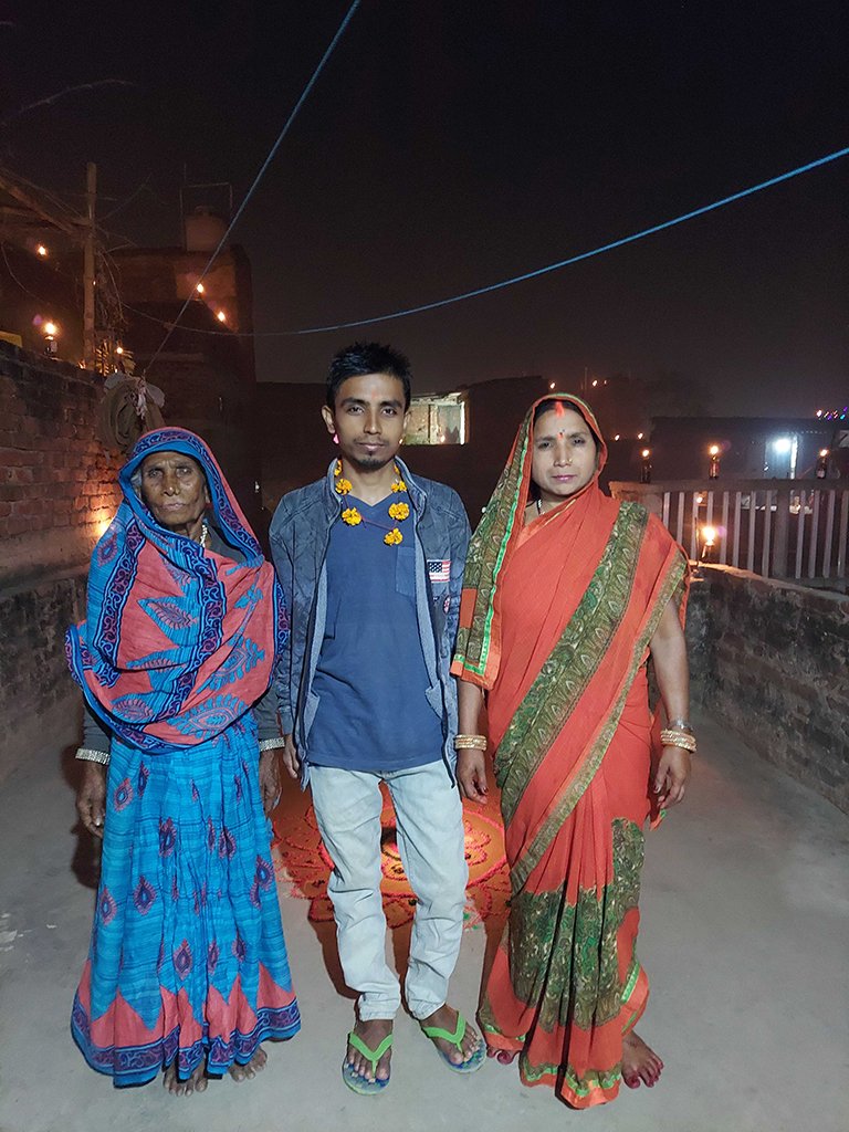 01-grandma-and-mama