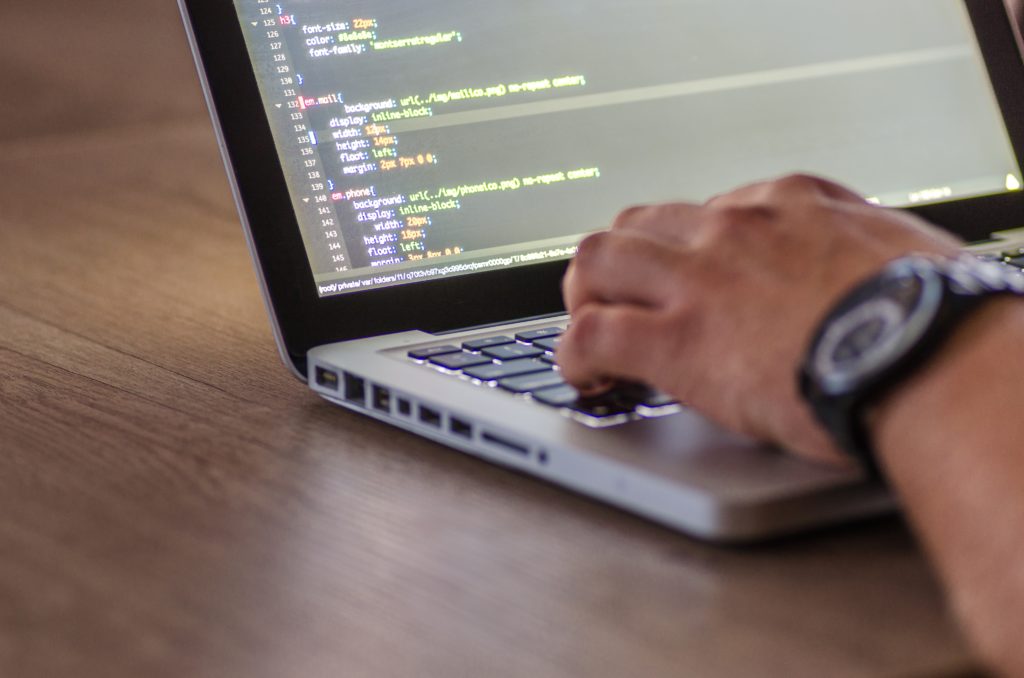 code-coding-computer-574071-e1525758764390